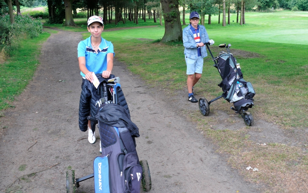 Village Camps International Summer Camp England 2024-07-27 https://www.villagecamps.com/journals_admin/images/1575-2263-_WIL5426.jpg