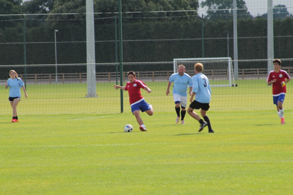 Village Camps International Summer Camp England 2024-07-27 https://www.villagecamps.com/journals_admin/images/1576-2700-IMG_9790.jpg
