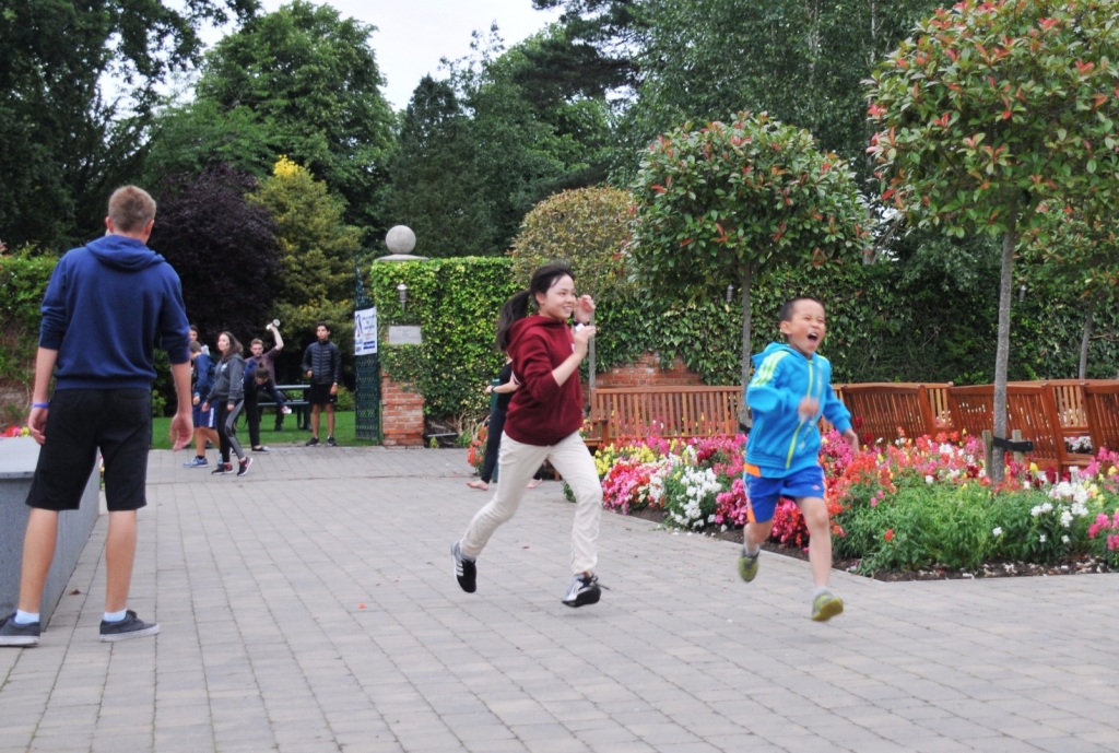 Village Camps International Summer Camp England 2024-07-27 https://www.villagecamps.com/journals_admin/images/1621-6627-WIL_6776.jpg