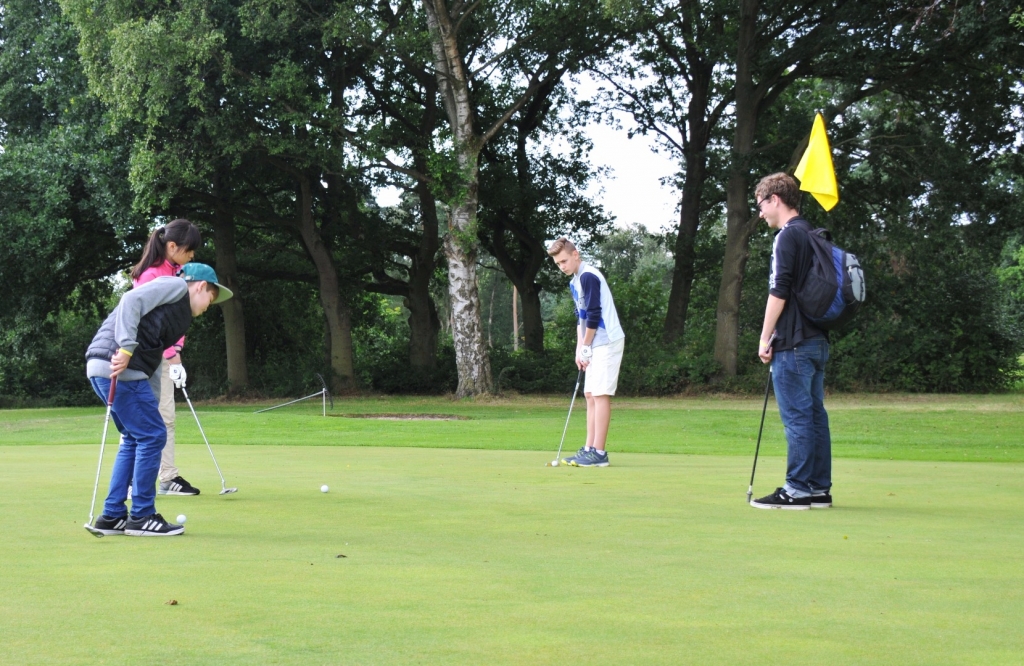 Village Camps International Summer Camp England 2024-07-27 https://www.villagecamps.com/journals_admin/images/1623-2319-WIL_7125.jpg