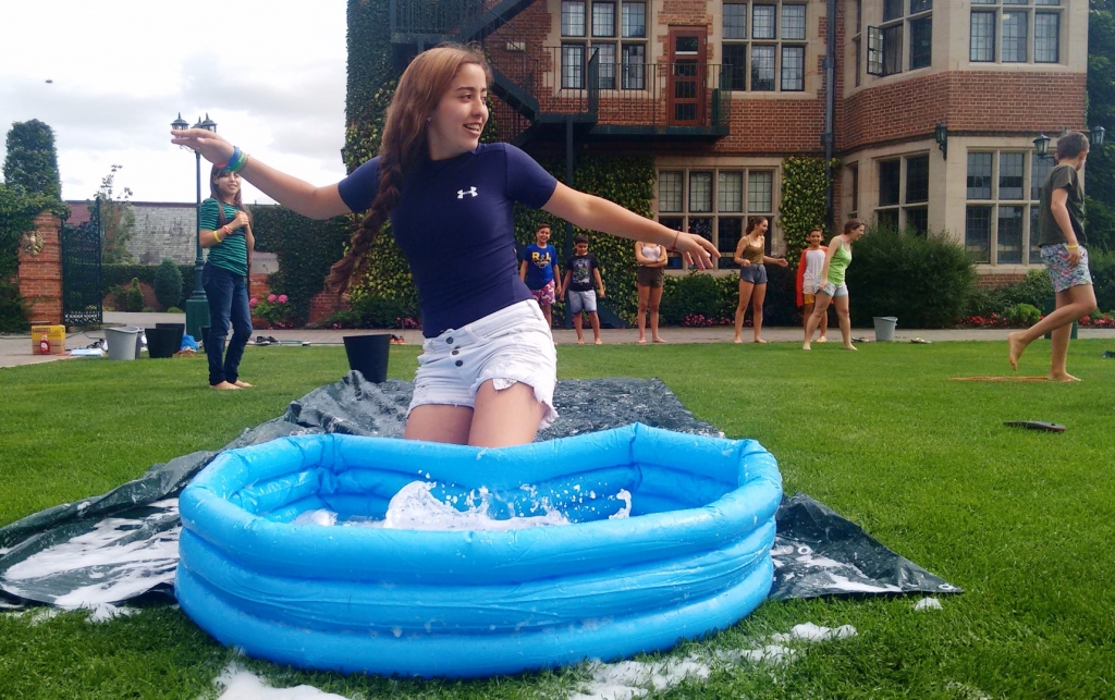 Village Camps International Summer Camp England 2024-07-27 https://www.villagecamps.com/journals_admin/images/1625-5611-IMG_20160805_112704089.jpg