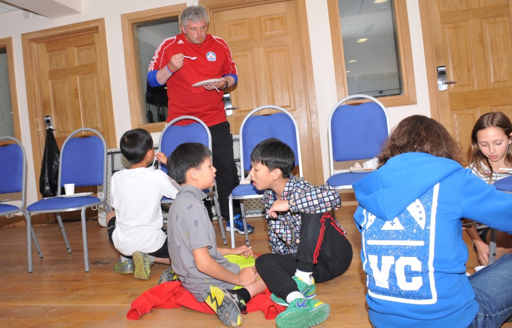 Village Camps International Summer Camp England 2024-07-27 https://www.villagecamps.com/journals_admin/images/1629-6520-WIL_8963.jpg