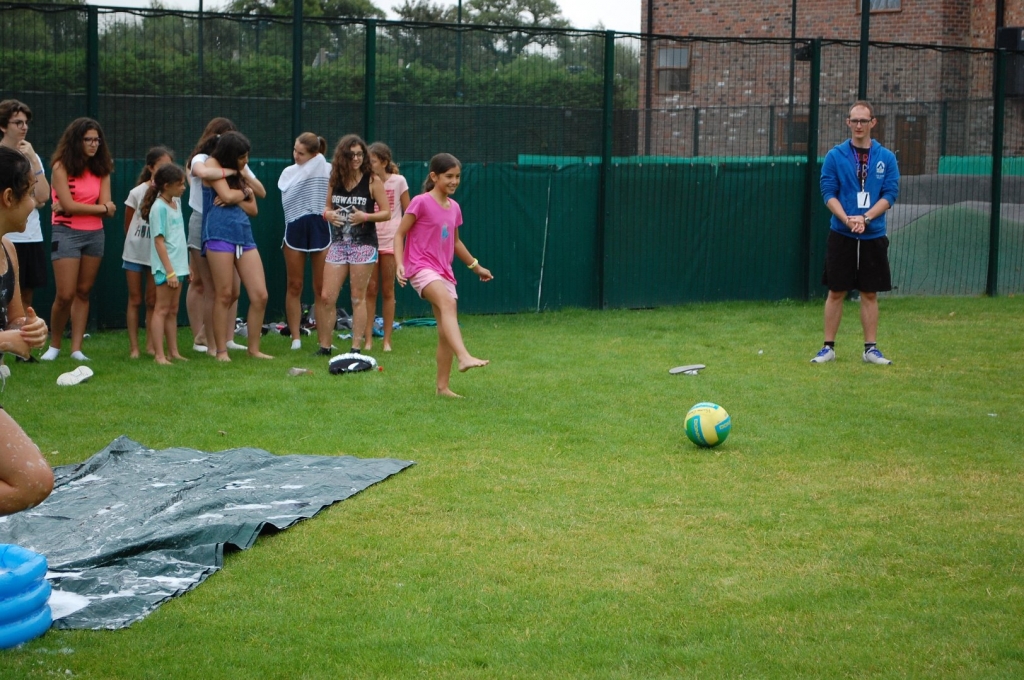 Village Camps International Summer Camp England 2024-07-27 https://www.villagecamps.com/journals_admin/images/1777-2881-DSC_0195.jpg