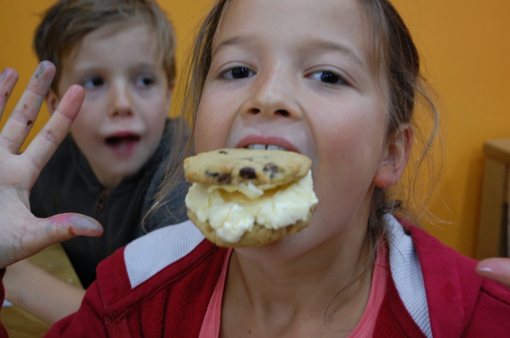 Village Camps International Summer Camp England 2024-07-27 https://www.villagecamps.com/journals_admin/images/1777-2883-DSC_0231.jpg