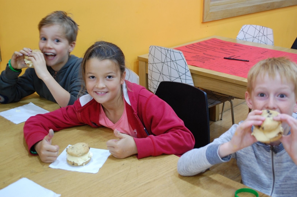 Village Camps International Summer Camp England 2024-07-27 https://www.villagecamps.com/journals_admin/images/1777-2885-DSC_0224.jpg