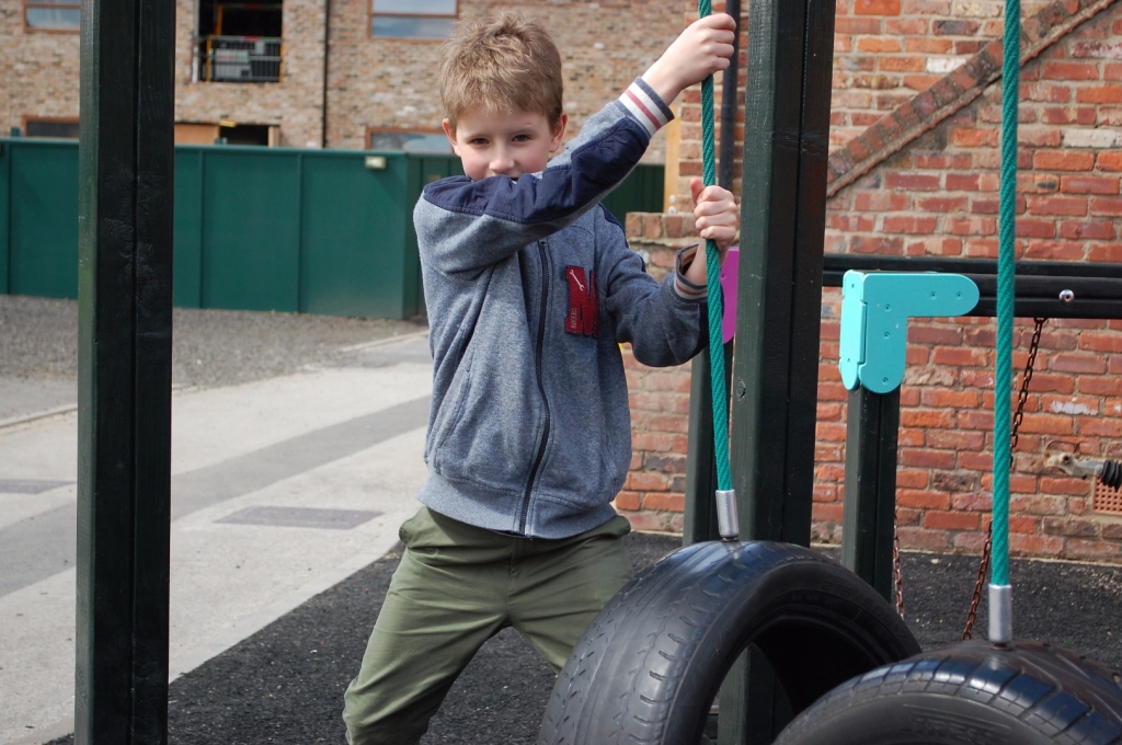 Village Camps International Summer Camp England 2024-07-27 https://www.villagecamps.com/journals_admin/images/1781-5960-DSC_0430.jpg