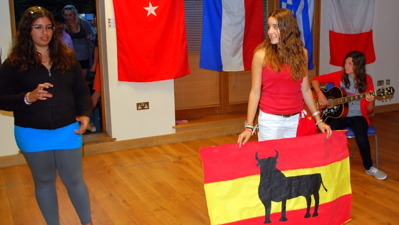 Village Camps International Summer Camp England 2024-07-27 https://www.villagecamps.com/journals_admin/images/181-19-DSC_0194.jpg