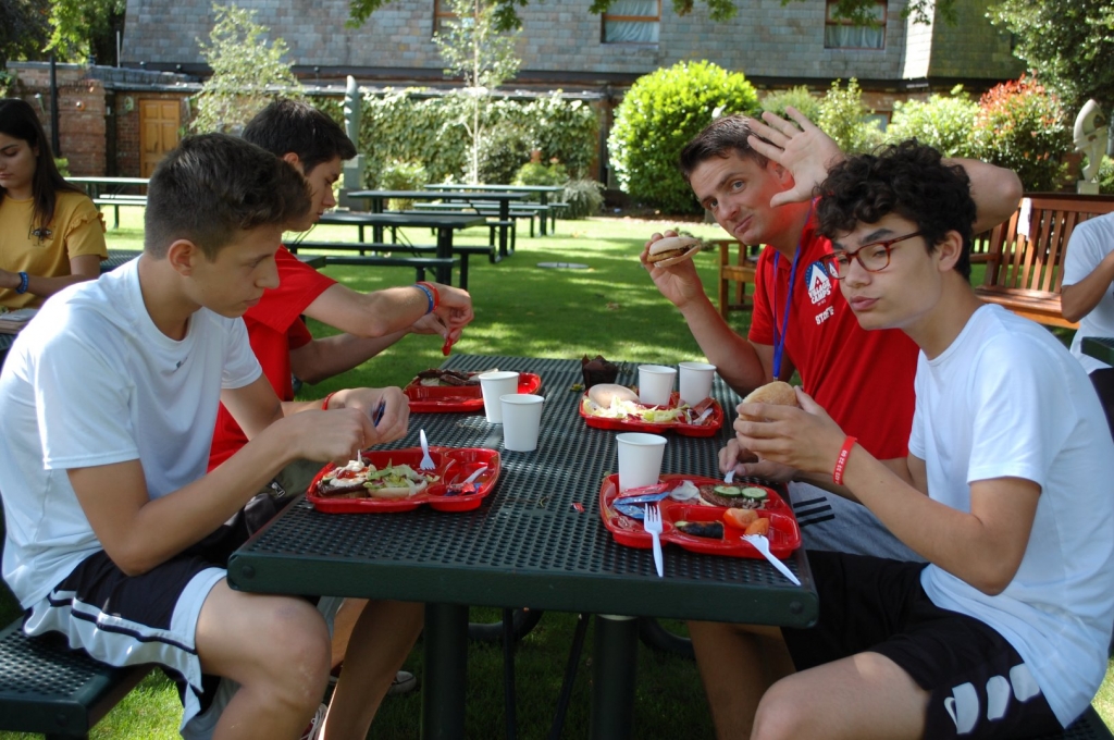 Village Camps International Summer Camp England 2024-07-27 https://www.villagecamps.com/journals_admin/images/1881-9109-DSC_0026.jpg