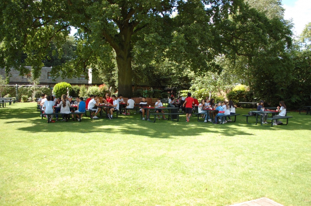 Village Camps International Summer Camp England 2024-07-27 https://www.villagecamps.com/journals_admin/images/1881-9112-DSC_0032.jpg