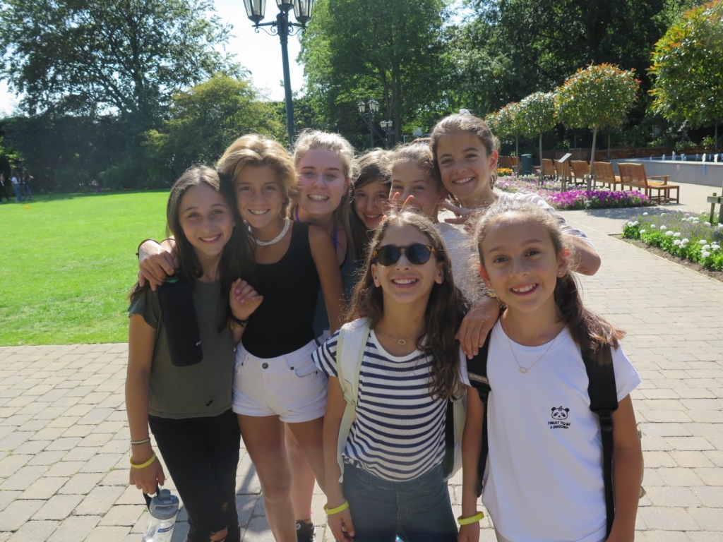 Village Camps International Summer Camp England 2024-07-27 https://www.villagecamps.com/journals_admin/images/1882-4374-IMG_5665.jpg