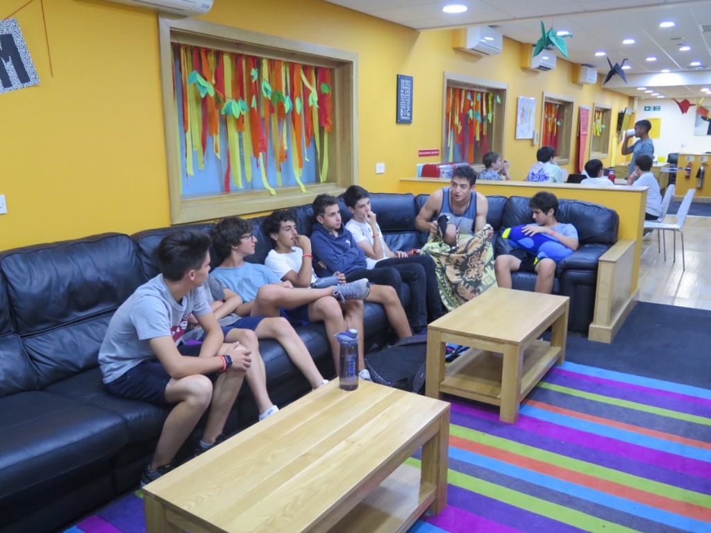 Village Camps International Summer Camp England 2024-07-27 https://www.villagecamps.com/journals_admin/images/1882-4378-IMG_5678.jpg