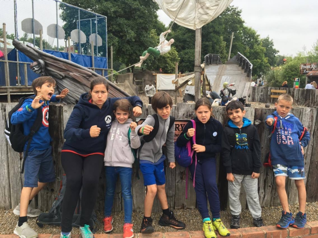Village Camps International Summer Camp England 2024-07-27 https://www.villagecamps.com/journals_admin/images/1908-8067-20196731_10208926073380481_353046716_o.jpg