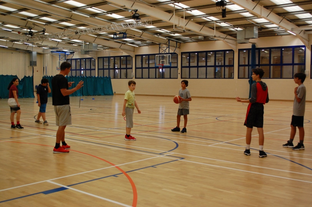 Village Camps International Summer Camp England 2024-07-27 https://www.villagecamps.com/journals_admin/images/1908-8072-DSC_0206.jpg