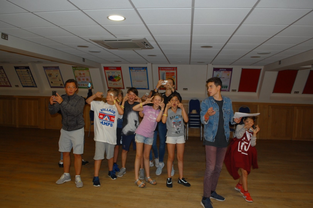 Village Camps International Summer Camp England 2024-07-27 https://www.villagecamps.com/journals_admin/images/1908-8080-DSC_0492.jpg