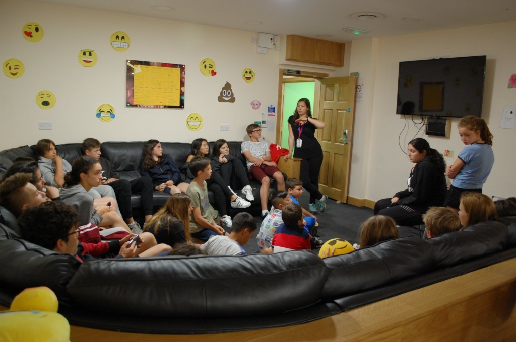Village Camps International Summer Camp England 2024-07-27 https://www.villagecamps.com/journals_admin/images/1909-9911-DSC_0228.jpg