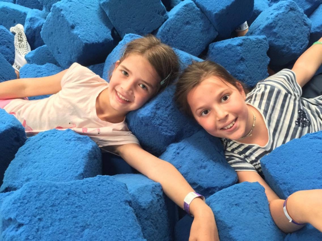 Village Camps International Summer Camp England 2024-07-27 https://www.villagecamps.com/journals_admin/images/1911-6778-20226482_10208939476275545_440203543_o.jpg