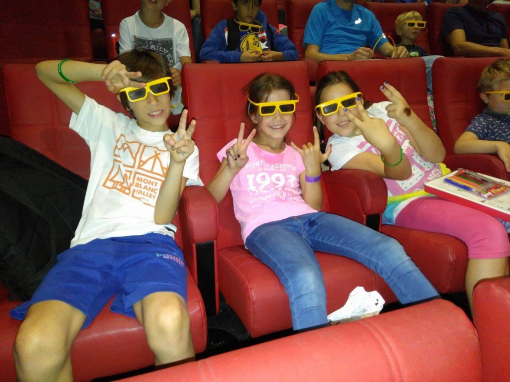 Village Camps International Summer Camp England 2024-07-27 https://www.villagecamps.com/journals_admin/images/1911-6779-20317062_10207168186362221_737619236_o.jpg