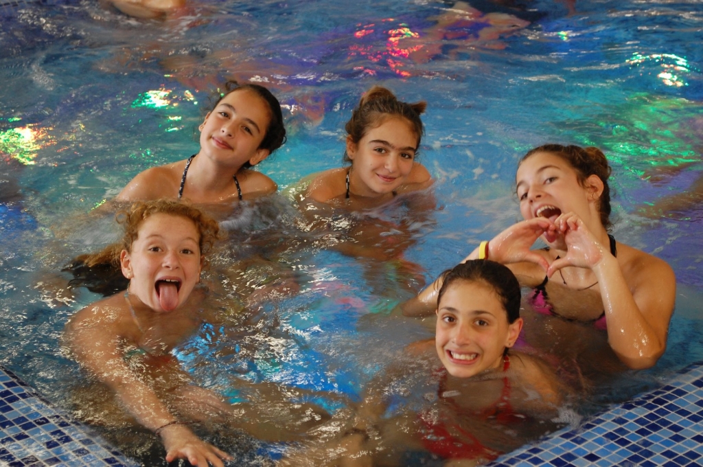 Village Camps International Summer Camp England 2024-07-27 https://www.villagecamps.com/journals_admin/images/1913-3538-DSC_0267.jpg
