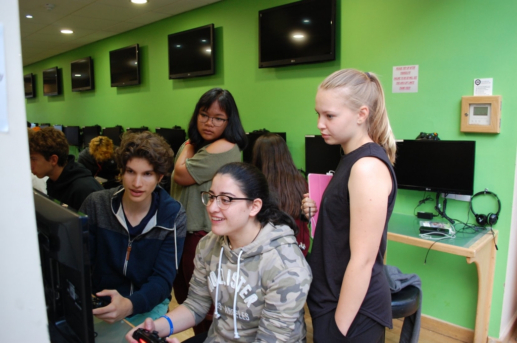 Village Camps International Summer Camp England 2024-07-27 https://www.villagecamps.com/journals_admin/images/1913-3544-DSC_0582.jpg