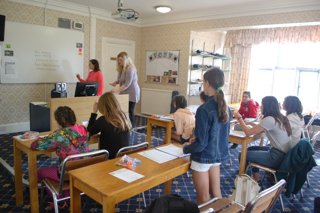 Village Camps International Summer Camp England 2024-07-27 https://www.villagecamps.com/journals_admin/images/1917-2512-DSC_0031.jpg