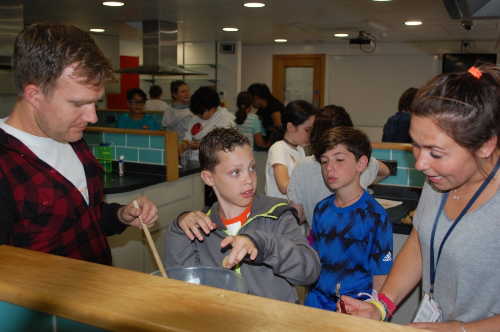 Village Camps International Summer Camp England 2024-07-27 https://www.villagecamps.com/journals_admin/images/1935-2433-DSC_0179.jpg