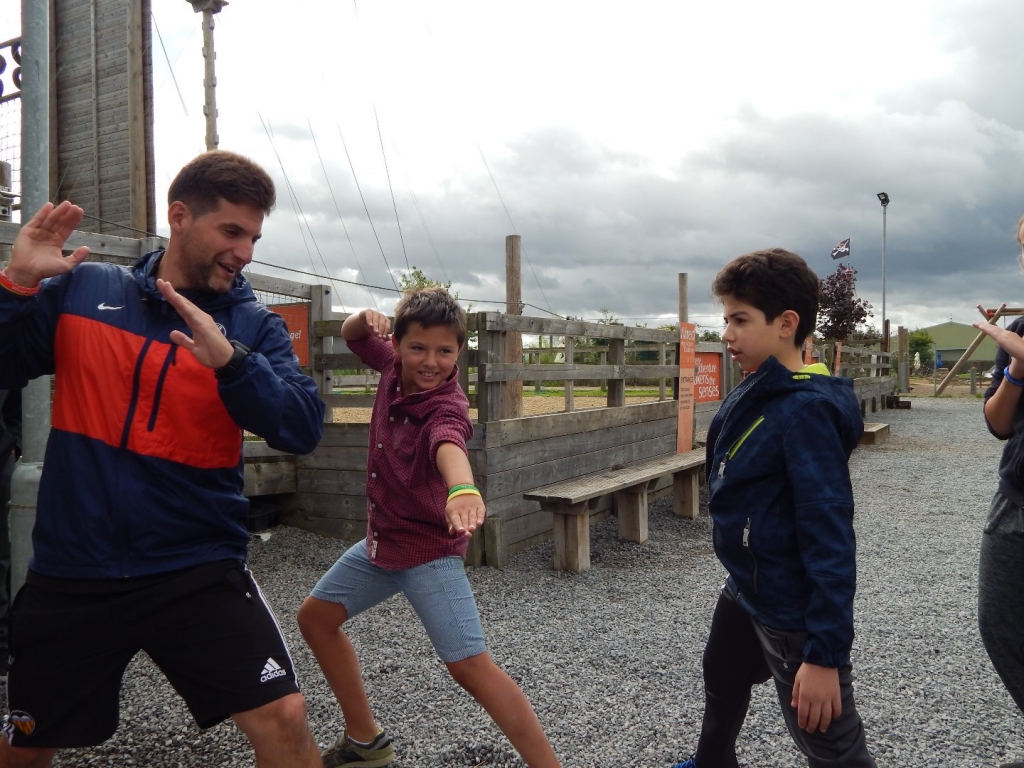 Village Camps International Summer Camp England 2024-07-27 https://www.villagecamps.com/journals_admin/images/1937-8861-084.jpg