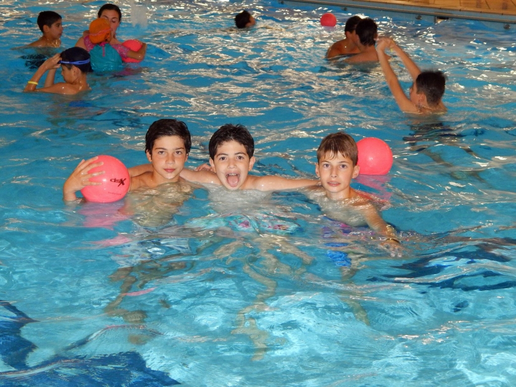 Village Camps International Summer Camp England 2024-07-27 https://www.villagecamps.com/journals_admin/images/1937-8867-1450_edits.jpg