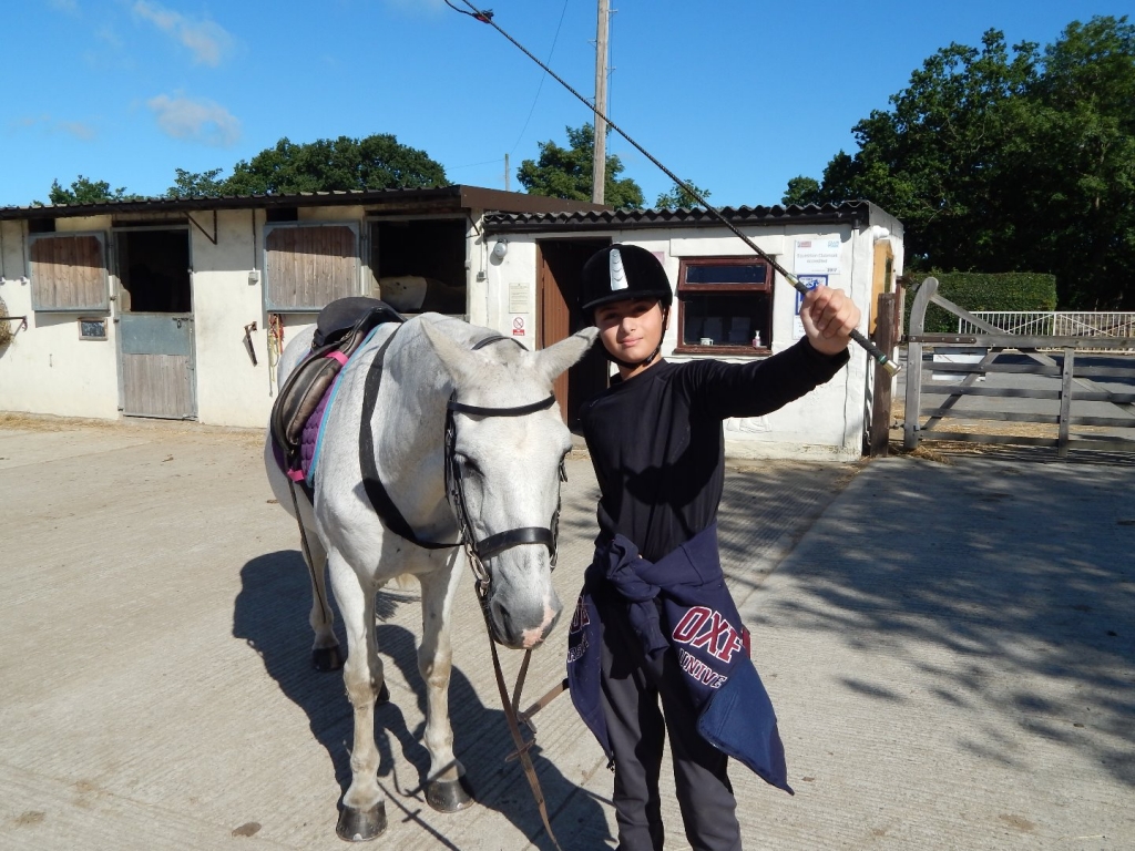 Village Camps International Summer Camp England 2024-07-27 https://www.villagecamps.com/journals_admin/images/1938-3206-122.jpg