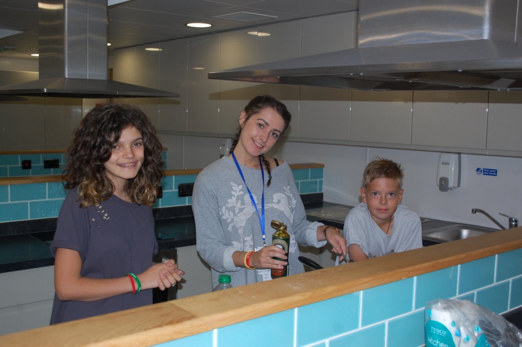 Village Camps International Summer Camp England 2024-07-27 https://www.villagecamps.com/journals_admin/images/1938-3218-DSC_0014.jpg