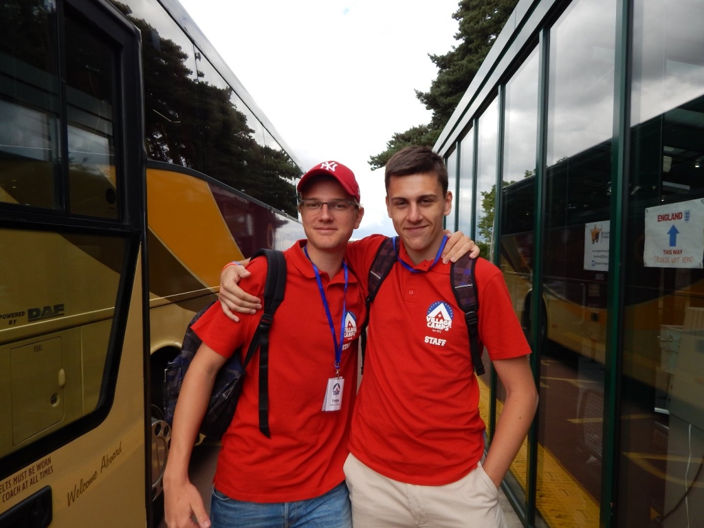 Village Camps International Summer Camp England 2024-07-27 https://www.villagecamps.com/journals_admin/images/1940-4844-122.jpg
