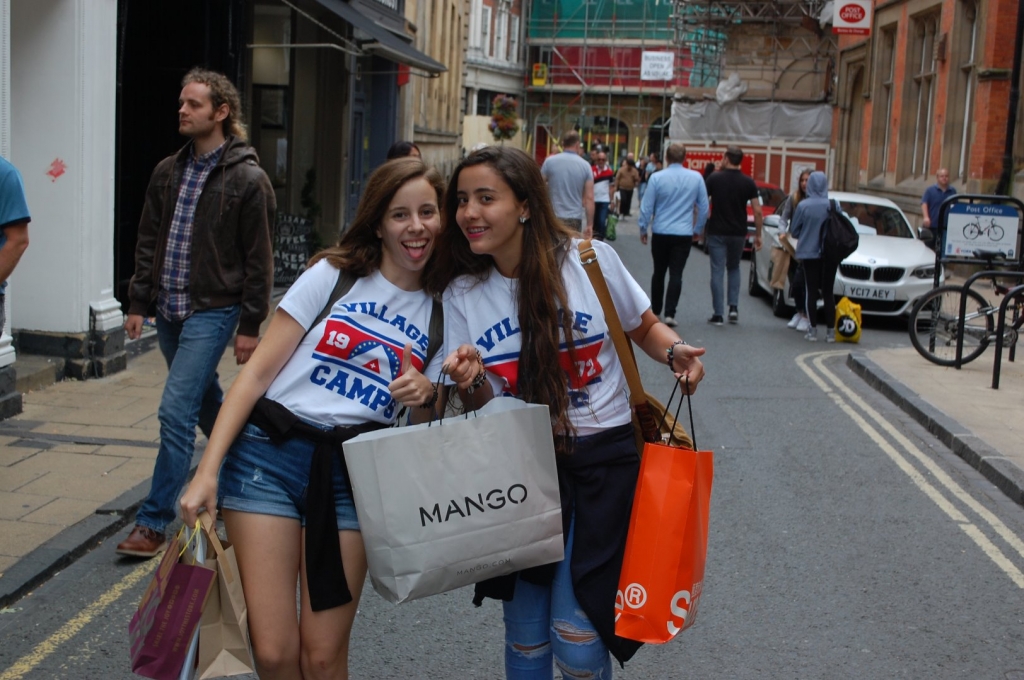 Village Camps International Summer Camp England 2024-07-27 https://www.villagecamps.com/journals_admin/images/1940-4858-DSC_0653.jpg