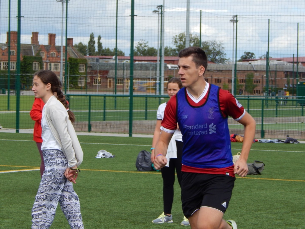 Village Camps International Summer Camp England 2024-07-27 https://www.villagecamps.com/journals_admin/images/1941-1551-1350.jpg