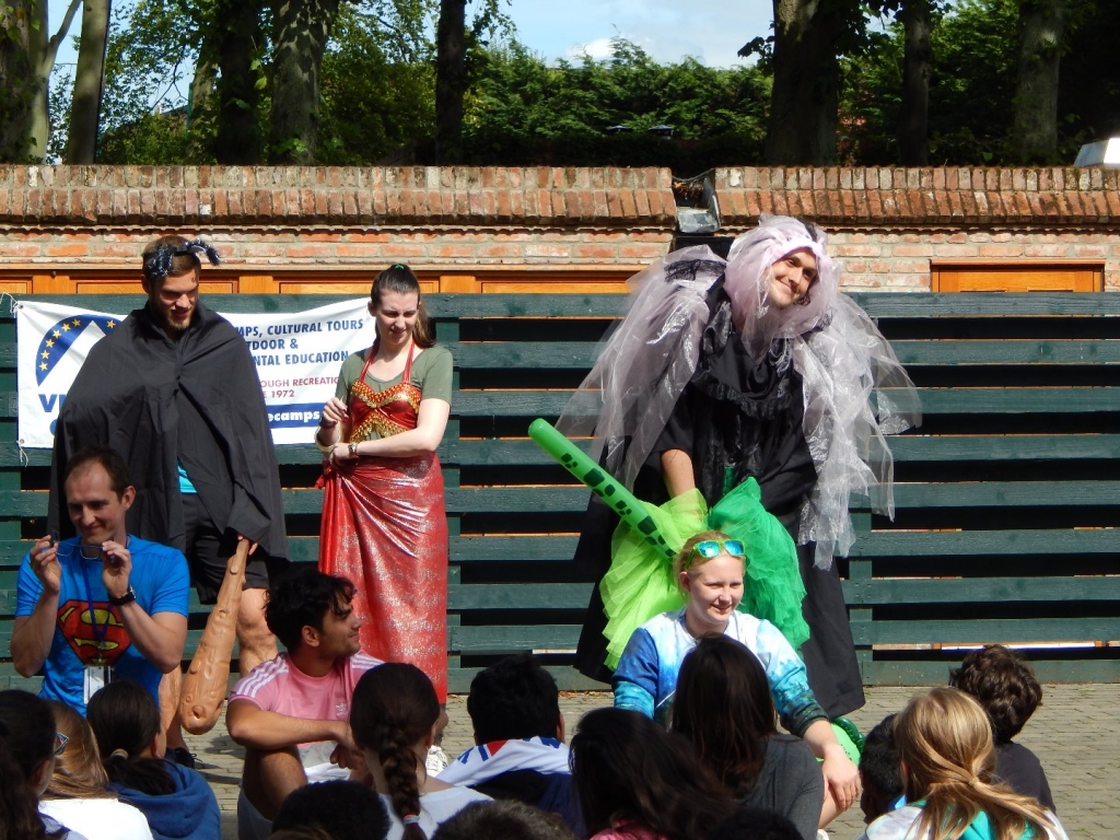 Village Camps International Summer Camp England 2024-07-27 https://www.villagecamps.com/journals_admin/images/1941-1552-1566.jpg