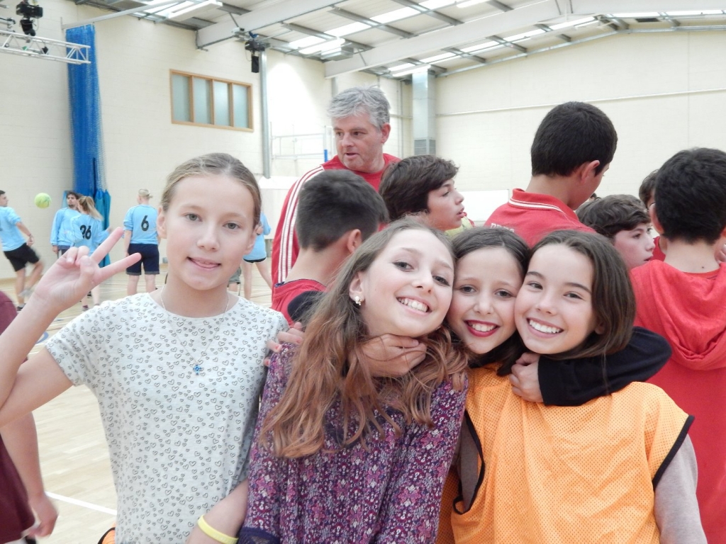 Village Camps International Summer Camp England 2024-07-27 https://www.villagecamps.com/journals_admin/images/1942-4423-055.jpg