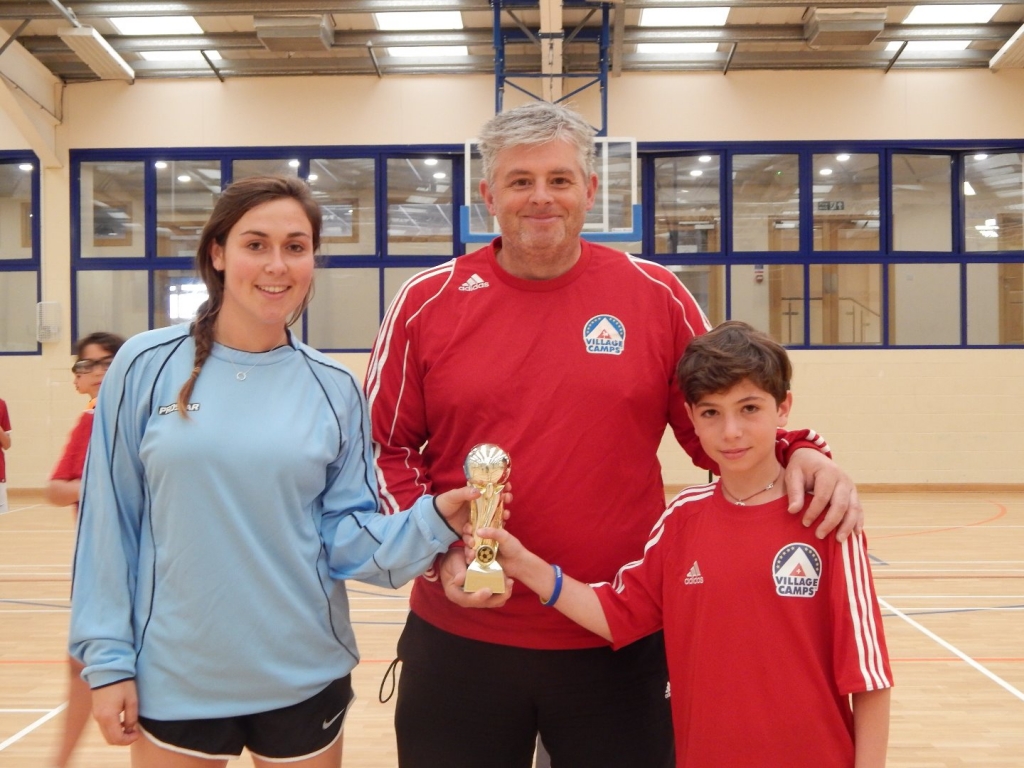 Village Camps International Summer Camp England 2024-07-27 https://www.villagecamps.com/journals_admin/images/1942-4423-075.jpg