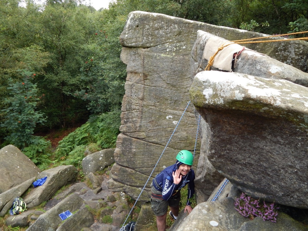 Village Camps International Summer Camp England 2024-07-27 https://www.villagecamps.com/journals_admin/images/1943-2100-1614.jpg