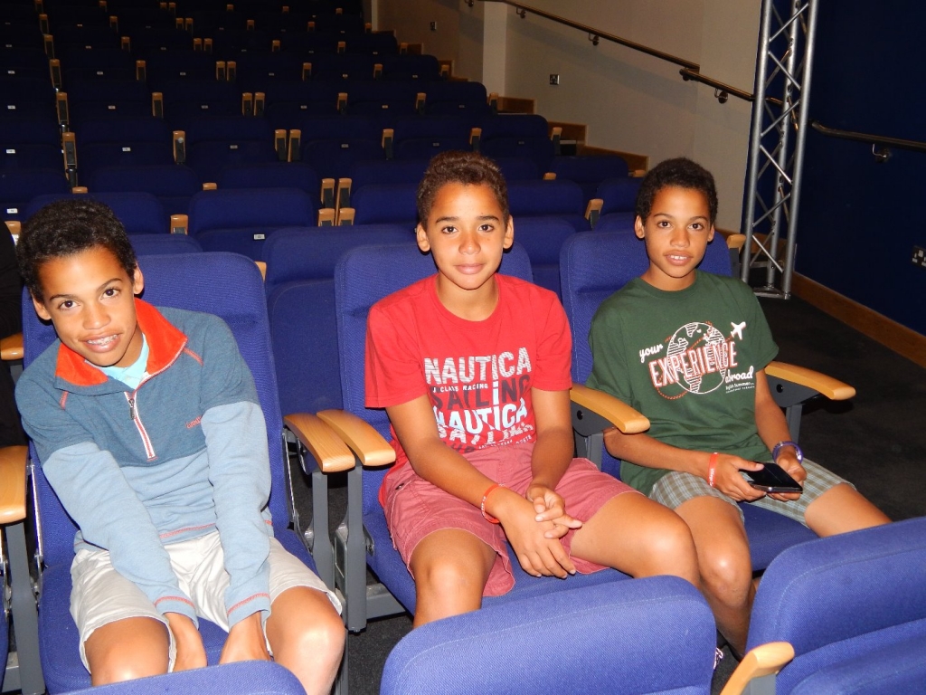 Village Camps International Summer Camp England 2024-07-27 https://www.villagecamps.com/journals_admin/images/1945-8175-014.jpg