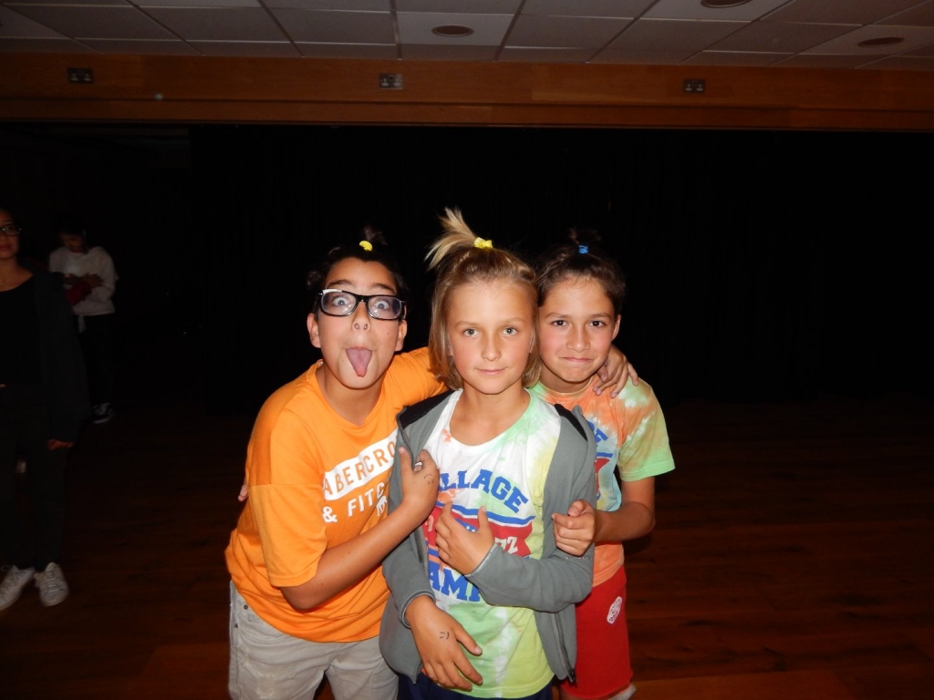 Village Camps International Summer Camp England 2024-07-27 https://www.villagecamps.com/journals_admin/images/1945-8178-408.jpg