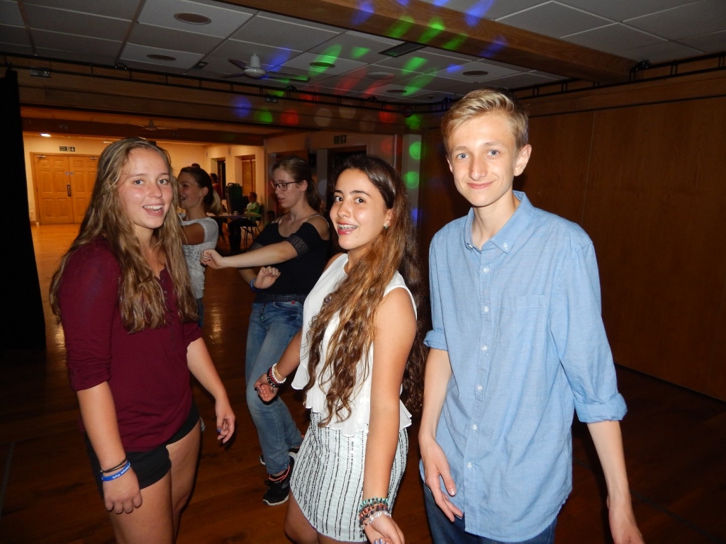 Village Camps International Summer Camp England 2024-07-27 https://www.villagecamps.com/journals_admin/images/1945-8180-658.jpg