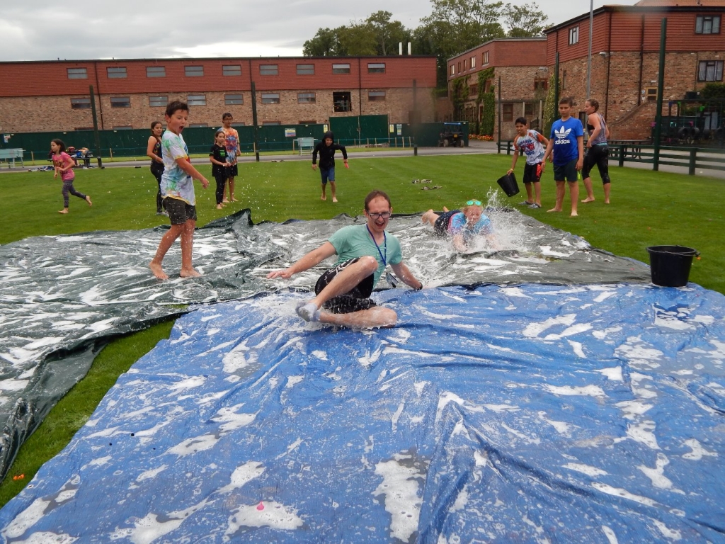 Village Camps International Summer Camp England 2024-07-27 https://www.villagecamps.com/journals_admin/images/1945-8182-779.jpg