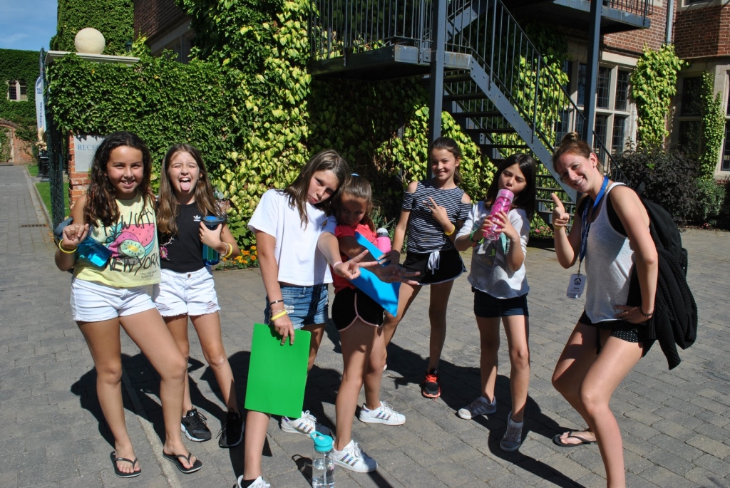 Village Camps International Summer Camp England 2024-07-27 https://www.villagecamps.com/journals_admin/images/1991-2784-DSC_2331.jpg