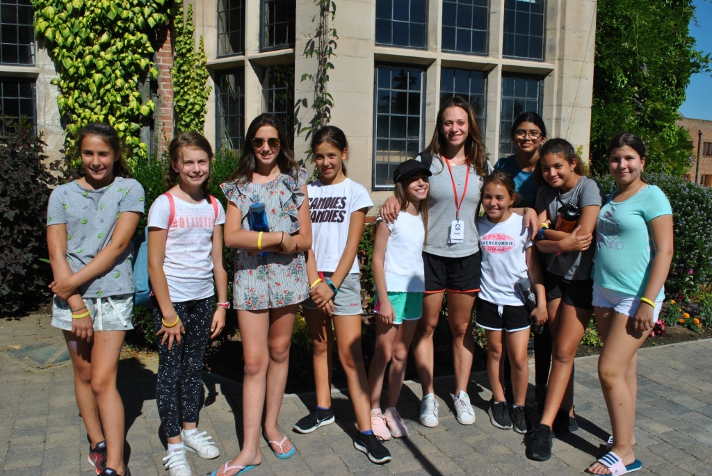Village Camps International Summer Camp England 2024-07-27 https://www.villagecamps.com/journals_admin/images/1991-2784-DSC_2336.jpg
