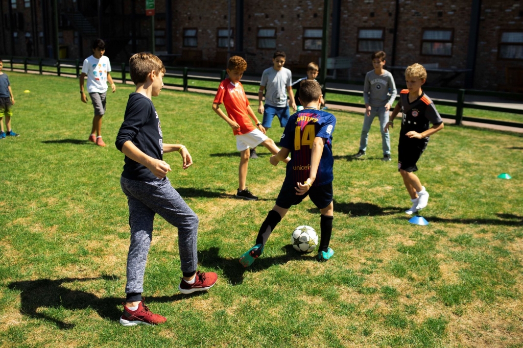 Village Camps International Summer Camp England 2024-07-27 https://www.villagecamps.com/journals_admin/images/1991-2788-_DSC7847.jpg Village Camps International Summer Camp England 2024-07-27 https://www.villagecamps.com/journals_admin/images/1991-2788-_DSC7847.jpg