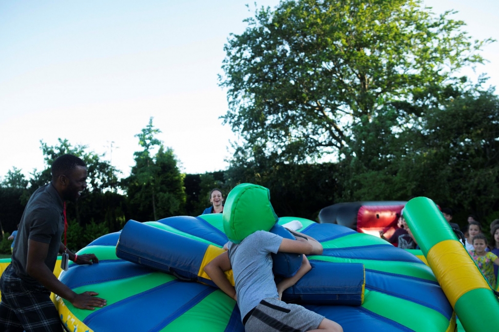 Village Camps International Summer Camp England 2024-07-27 https://www.villagecamps.com/journals_admin/images/1992-1673-_DSC8248.jpg
