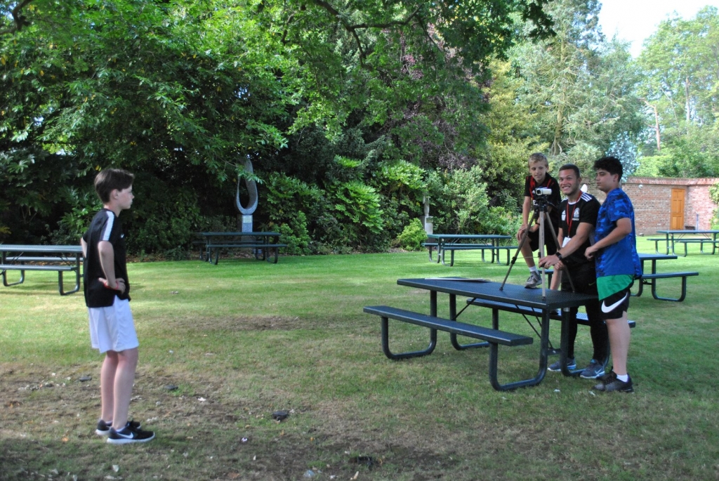 Village Camps International Summer Camp England 2024-07-27 https://www.villagecamps.com/journals_admin/images/1993-6549-DSC_3053.jpg
