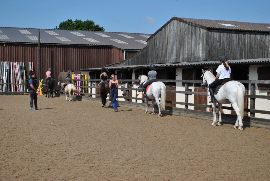 Village Camps International Summer Camp England 2024-07-27 https://www.villagecamps.com/journals_admin/images/1994-2127-DSC_3256.jpg