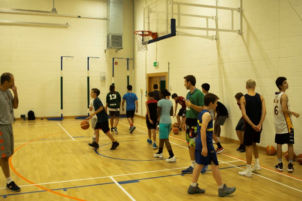 Village Camps International Summer Camp England 2024-07-27 https://www.villagecamps.com/journals_admin/images/1998-0168-_DSC9099.jpg