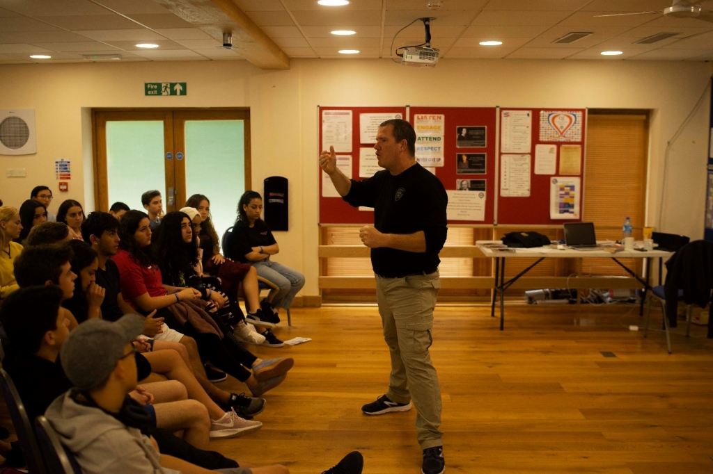 Village Camps International Summer Camp England 2024-07-27 https://www.villagecamps.com/journals_admin/images/1998-0169-_DSC9153.jpg