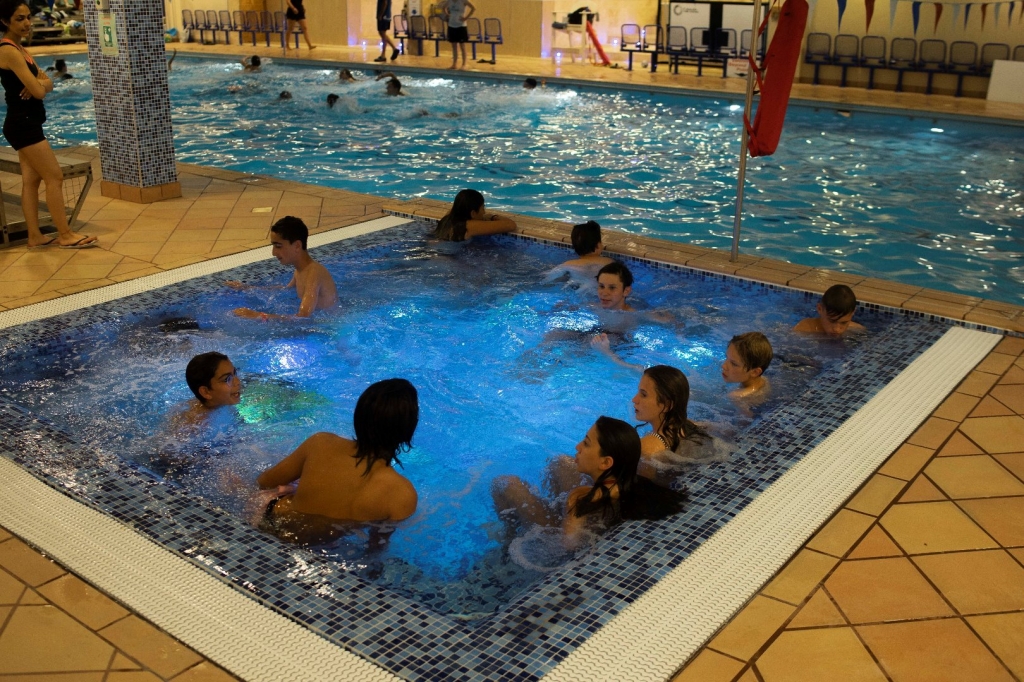 Village Camps International Summer Camp England 2024-07-27 https://www.villagecamps.com/journals_admin/images/1998-0176-_DSC9368.jpg