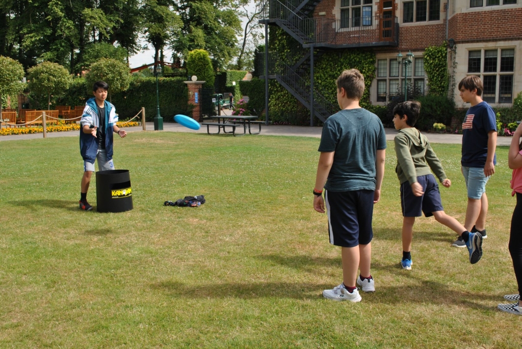 Village Camps International Summer Camp England 2024-07-27 https://www.villagecamps.com/journals_admin/images/1999-8474-DSC_4254.jpg